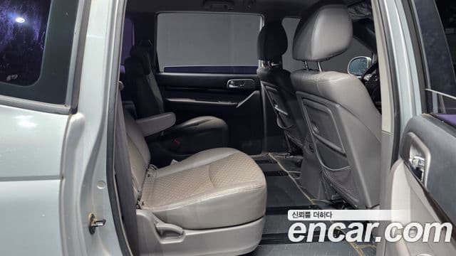 KG모빌리티(SsangYong) Korando 투리스모 4WD TX 9인승, 2016 12