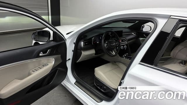 Genesis The / новый New G70, 2023 10