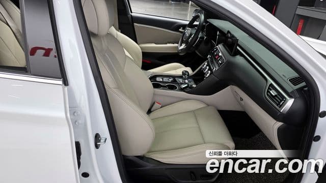 Genesis The / новый New G70, 2023 12