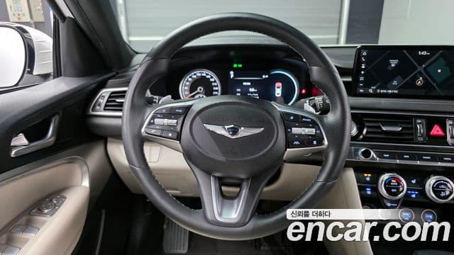 Genesis The / новый New G70, 2023 13