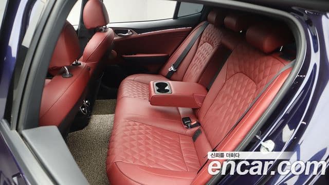 Kia 스팅어 마이스터 3.3 GT AWD, 2022 7