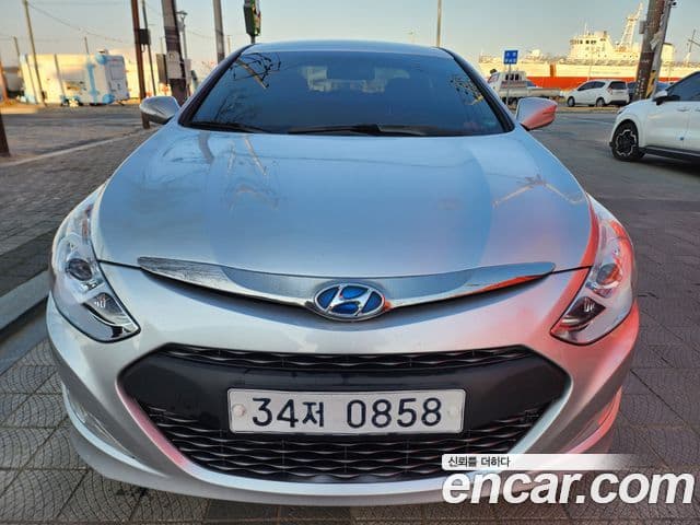Hyundai Sonata гибрид Modern, 2014 1