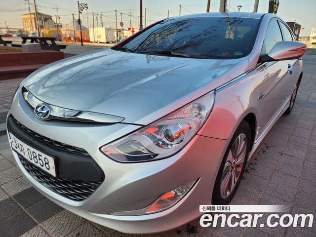 Hyundai Sonata гибрид Modern, 2014 3