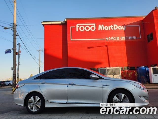 Hyundai Sonata гибрид Modern, 2014 8
