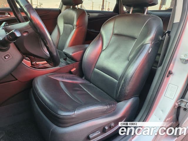 Hyundai Sonata гибрид Modern, 2014 11