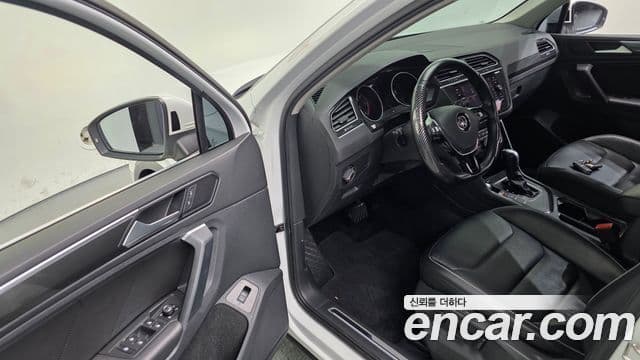 Volkswagen Tiguan 2세대 Premium, 2020 11
