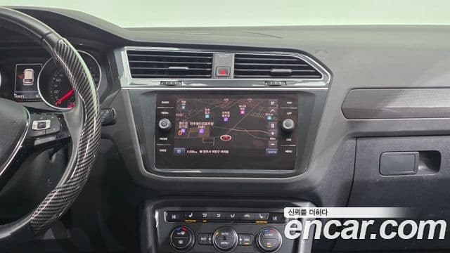 Volkswagen Tiguan 2세대 Premium, 2020 16