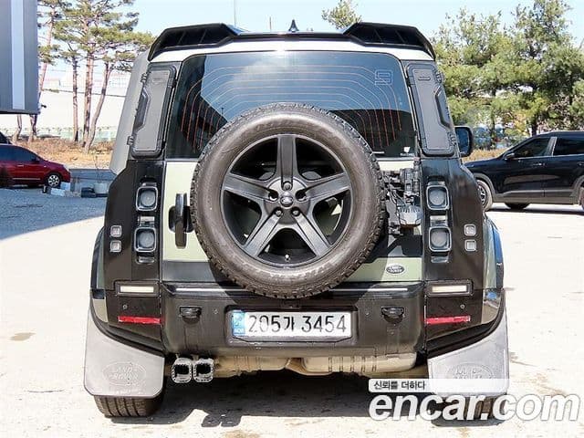 Land Rover Defender (L663) 90 D250 SE, 2022 4