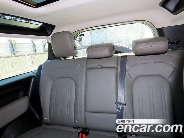 Land Rover Defender (L663) 90 D250 SE, 2022 6