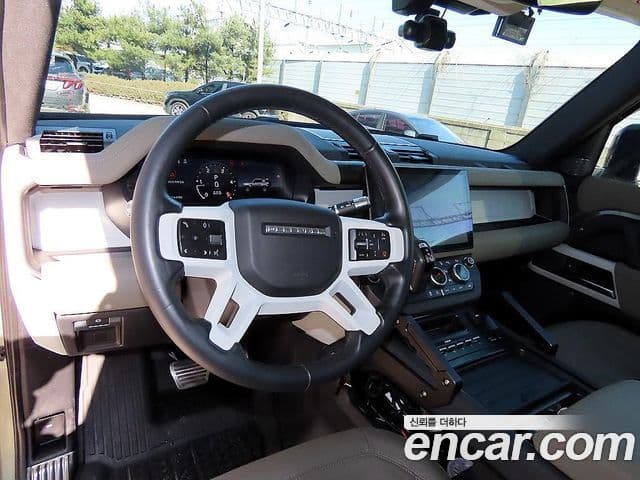 Land Rover Defender (L663) 90 D250 SE, 2022 7