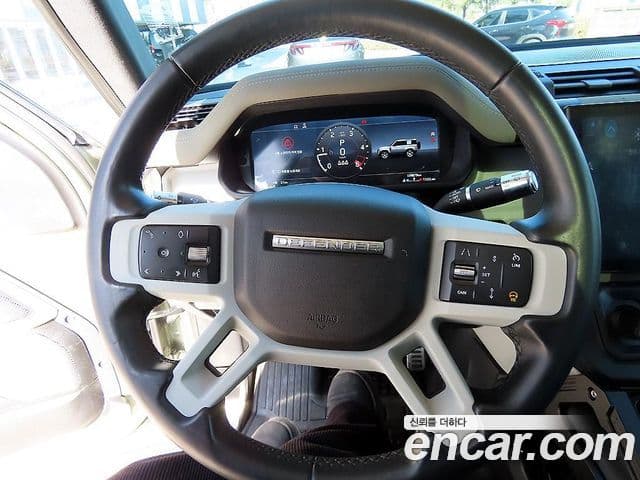Land Rover Defender (L663) 90 D250 SE, 2022 8