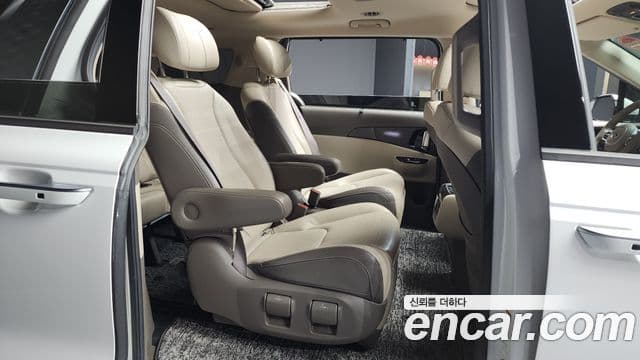 Kia Carnival 4세대 Signature, 2021 12