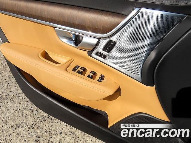 Volvo V90 Cross Country B5 Ultimate AWD, 2024 11