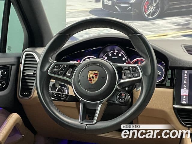 Porsche Cayenne (PO536), 2019 12