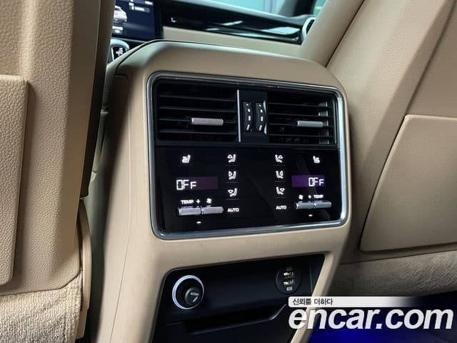 Porsche Cayenne (PO536), 2019 14