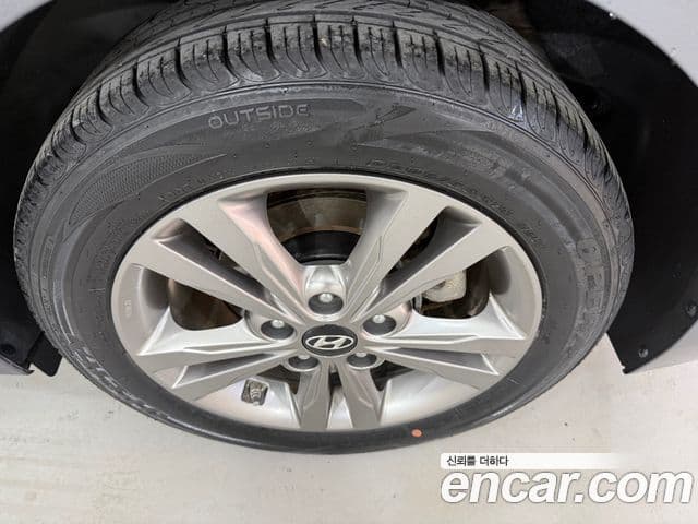 Hyundai Avante AD Modern, 2016 19