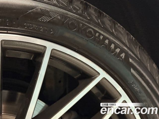 Porsche Cayenne (PO536), 2020 6