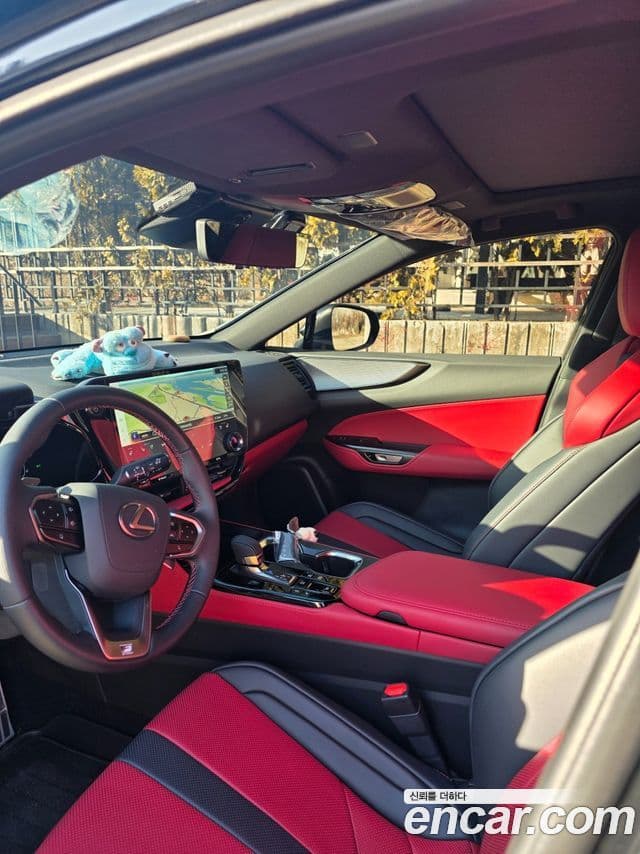 Lexus NX450h+ 2세대 F-Sport, 2026 3