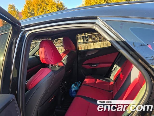 Lexus NX450h+ 2세대 F-Sport, 2026 4