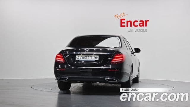 Mercedes-Benz E-класс W213 Avantgarde, 2020 4