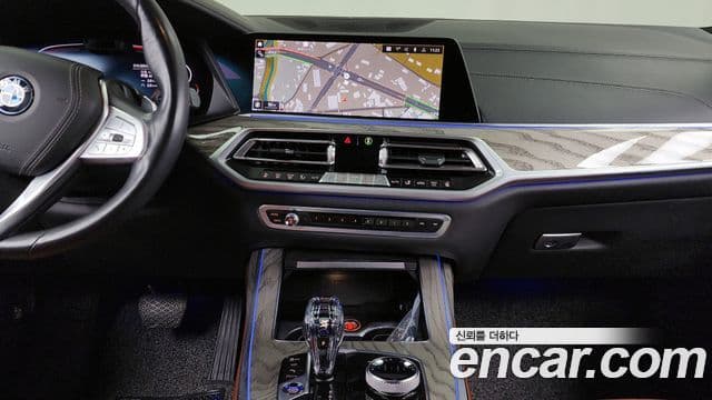 BMW X7 (G07) xDrive 30d Design Pure Excellence first Edition 7인승, 2019 14