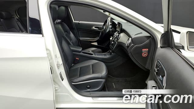 Mercedes-Benz GLA-класс X156 GLA200 CDI 4MATIC, 2015 11