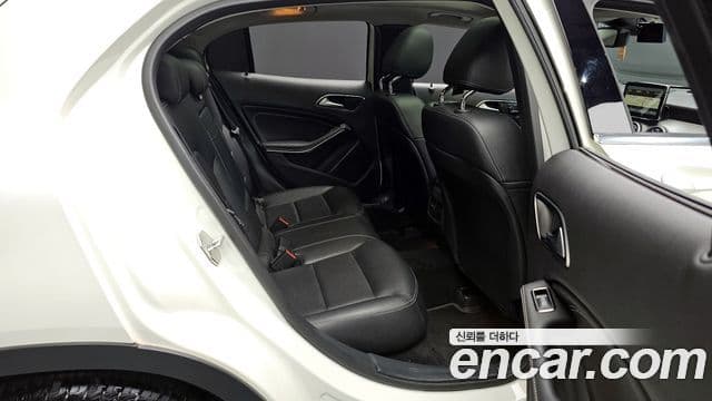 Mercedes-Benz GLA-класс X156 GLA200 CDI 4MATIC, 2015 12