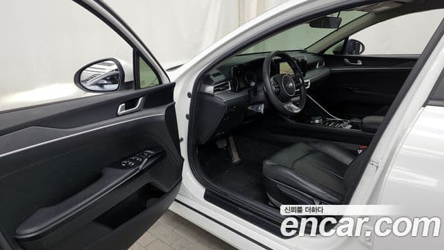 Kia K5 3세대 Trendy, 2020 10