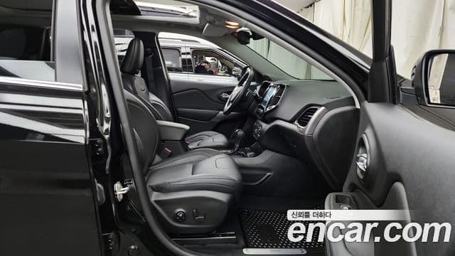 Jeep Cherokee(KL) 2.4 Limited AWD, 2021 11