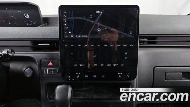 Hyundai Staria Modern, 2023 16