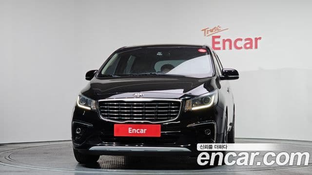 Kia The / новый New Carnival Luxury, 2019 3