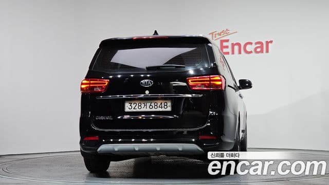 Kia The / новый New Carnival Luxury, 2019 4