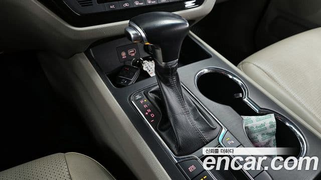 Kia The / новый New Carnival Luxury, 2019 9