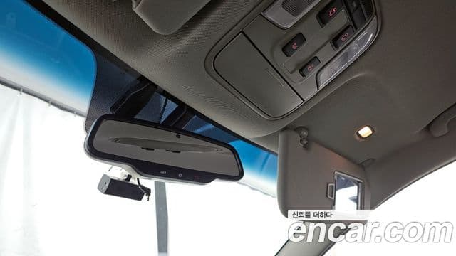 Kia The / новый New Carnival Luxury, 2019 17