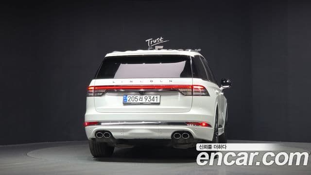 Lincoln Aviator 2세대 3.0 Black Label AWD, 2025 4