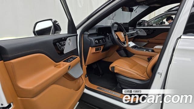 Lincoln Aviator 2세대 3.0 Black Label AWD, 2025 10