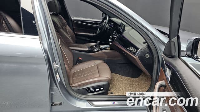BMW 5시리즈 (G30) 530i M Sport Plus, 2018 10