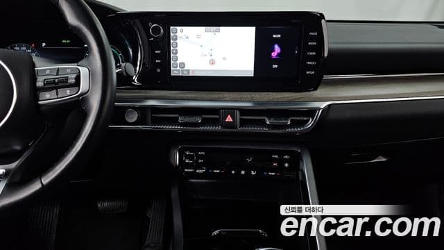 Kia K5 гибрид 3세대 Noblesse, 2023 15