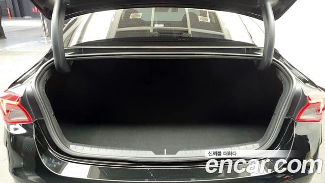 Kia K5 гибрид 3세대 Noblesse, 2023 20