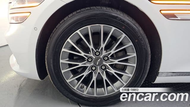 Genesis G80 (RG3) бензин 2.5 турбо AWD, 2022 все фото