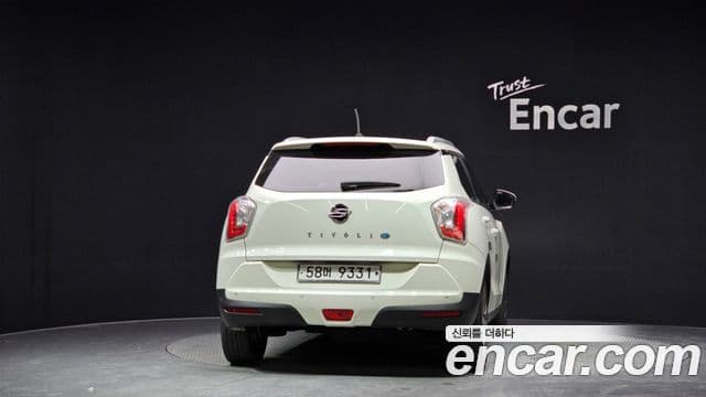 KG모빌리티(SsangYong) Tivoli дизель LX 2WD, 2016 4