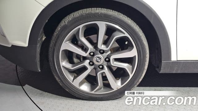 KG모빌리티(SsangYong) Tivoli дизель LX 2WD, 2016 все фото