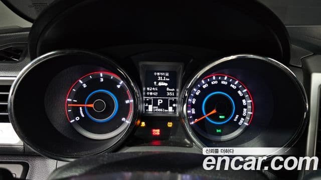 KG모빌리티(SsangYong) Tivoli дизель LX 2WD, 2016 8