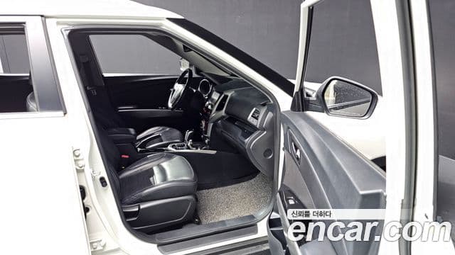 KG모빌리티(SsangYong) Tivoli дизель LX 2WD, 2016 12