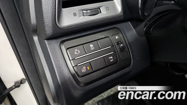 KG모빌리티(SsangYong) Tivoli дизель LX 2WD, 2016 17