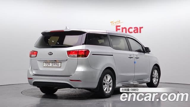 Kia All New Carnival 11인승 Deluxe, 2015 2