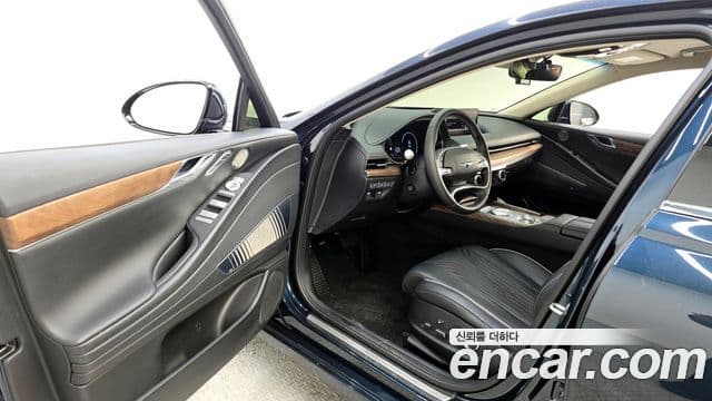 Genesis G80 (RG3) бензин 3.5 турбо AWD, 2022 11