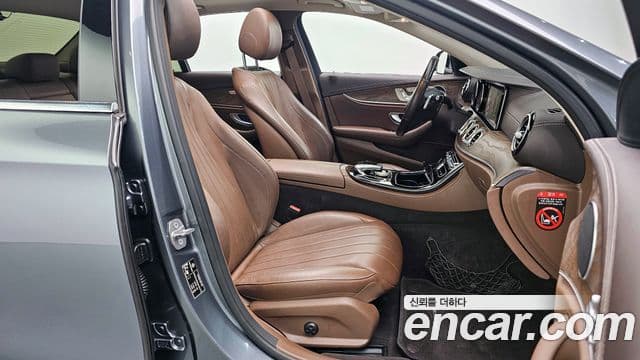 Mercedes-Benz E-класс W213 Exclusive, 2018 10