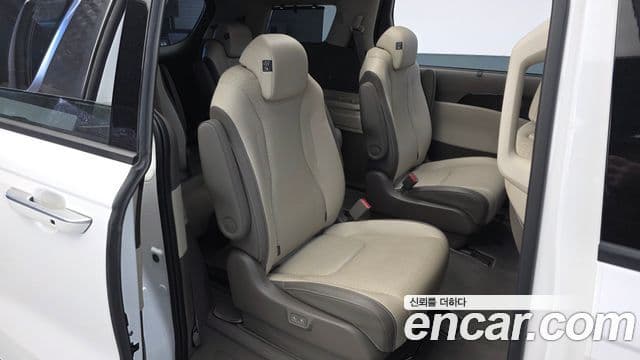 Kia Carnival 4세대 Signature, 2023 11