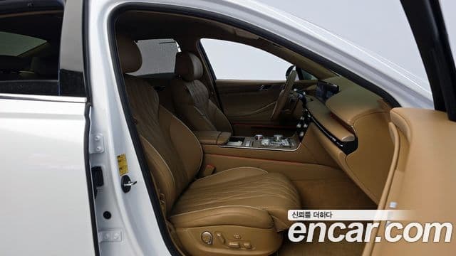 Genesis G80 (RG3) бензин 3.5 турбо AWD, 2025 10